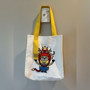 NWOT Universal Studios Despicable Me Minions Canvas Tote Shoulder Bag